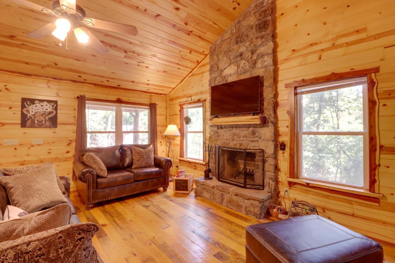 Romantic Mountain View Cabin Rental Near Downtown! Εξωτερικό φωτογραφία